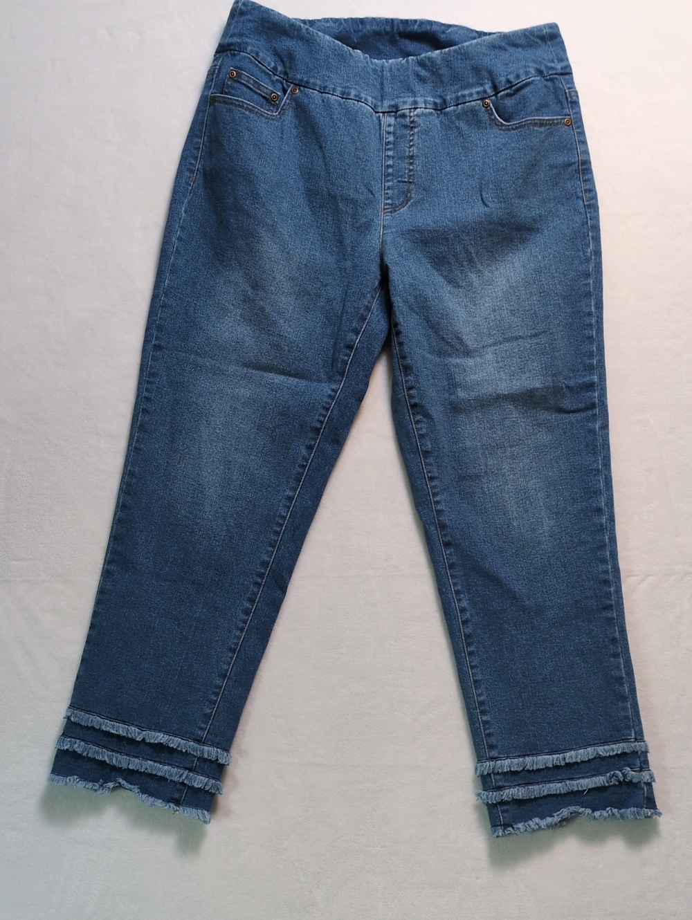 Slim-Sation 5-Pocket Crop Jeans Stretch Pull On Fringe Blue Size 12 - Picture 3 of 16